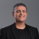 إلى طلاب الثانويات بيافا .. محاضرة مجانية للمدرب أشرف قرطام "الطريق نحو القمة"